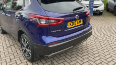 Nissan Qashqai 1.3 DiG-T N-Connecta 5dr Petrol Hatchback